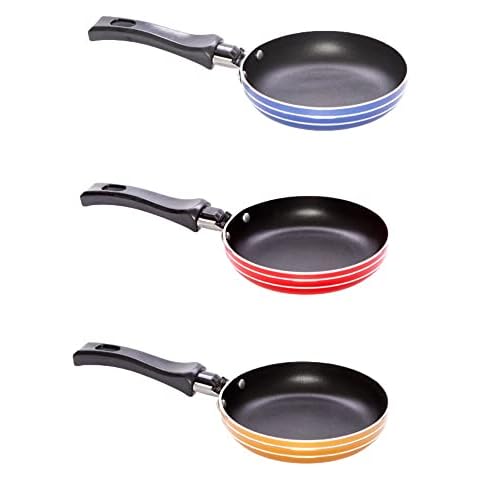 Non Stick Frying Pan - Omelette Maker Mini Frying Pan with Long Insulated Handle - 12cm Pancake Pan Ideal for Breakfast, Camping - Aluminium Flat Bottomed Egg Poacher Pan Cover