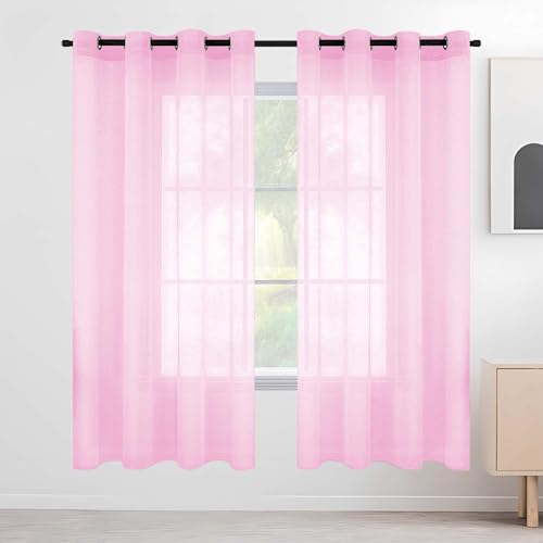 Voilage transparent rose pour bloquer les regards indiscrets