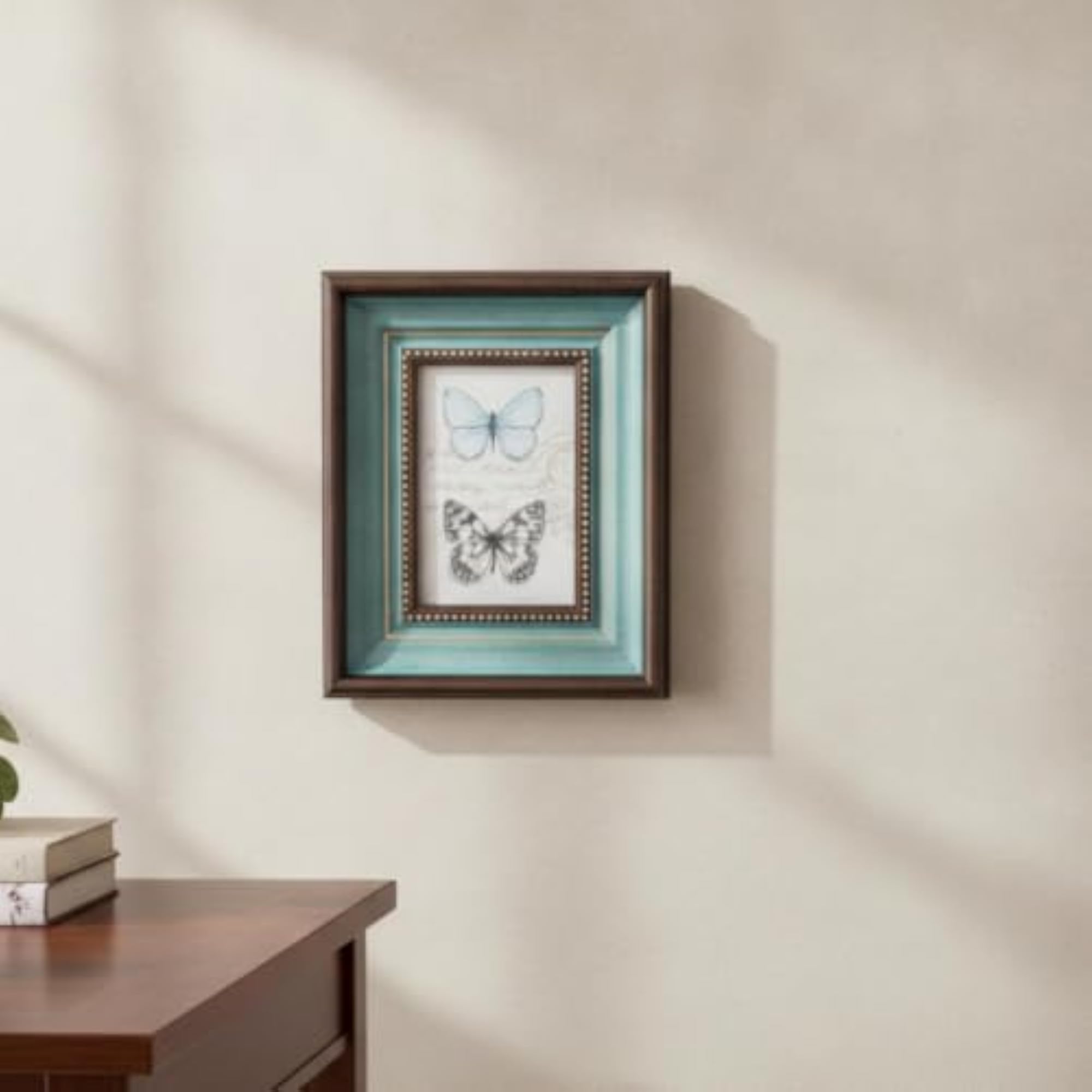 Resin Picture Frame with Beaded Inner Border