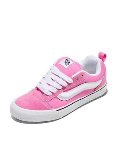 Image of Vans Unisex-Adult Knu Skool Shoe - '90s Retro Puffy Low-Top Fashion Sneakers for Men & Women