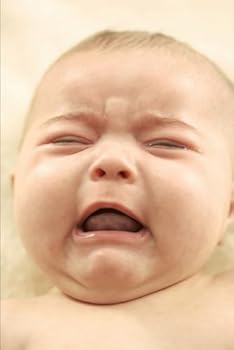 Paperback Help my daughter is an alien Book