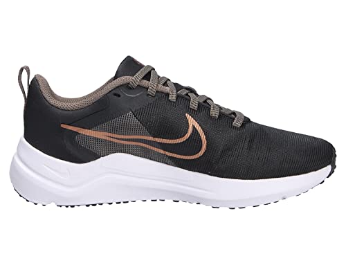 Image of Nike Women's Air Winflo 9 Sneaker