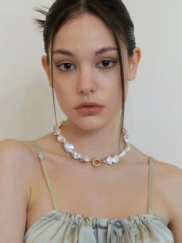 Seashell Pearl Necklace Single-Strand Handmade Beaded Necklaces for Ladies Dainty Faux Pearl Wedding Jewelry for Brides 18”3