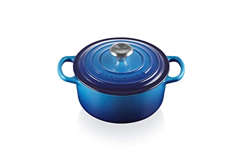 Le Creuset Signature Gusseisen-Bräter mit Deckel, Ø 18 cm, Rund, Für alle Herdarten und Induktion geeignet, Volumen: 1,8 l, 2,572 kg, Azure, 21177182202430