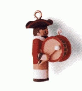 Hallmark Keepsake Ornament – Early American Clothespin Soldier (Miniature) 2nd