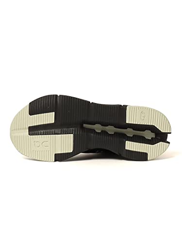 Image of On Women's Cloudnova Form Sneakers