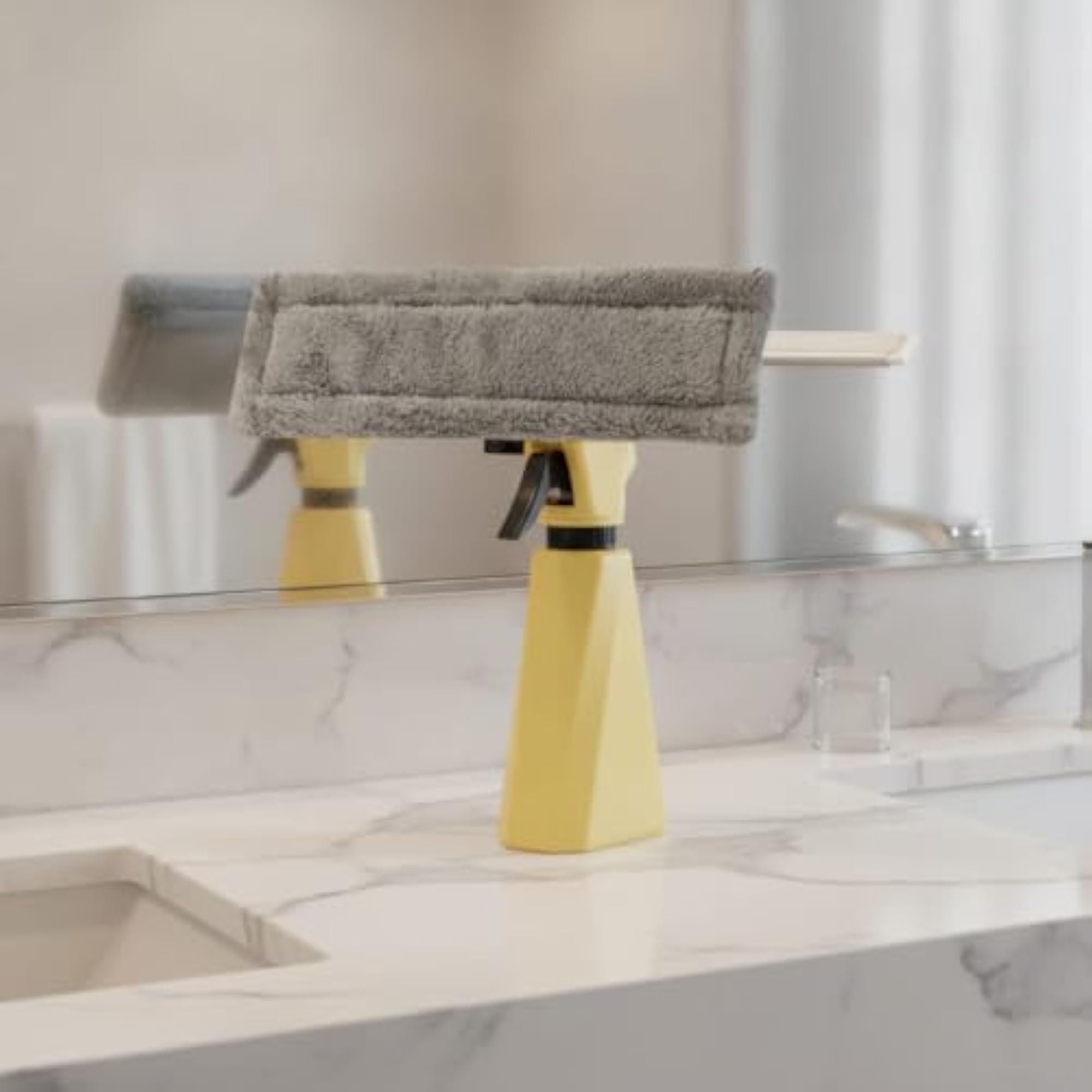 Microfiber Spray Window Cleaner Handheld Squeegee with Spray Bottle