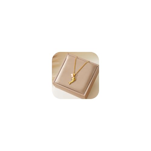 Gmai Gold Shark Necklace Women Gold Plated 3D Detailed Shark Pendant Beach Jewelry Casual Charming Minimalist Statement ocean Necklace for Women (Shark necklace)