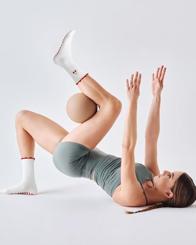 Image of 3 Pairs Pilates Socks with Grips for Women Non Slip Grip Ruffle Yoga Ankle Grippy Socks