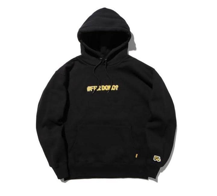 Amazon.co.jp: FR2 DOKO×atmos コラボhoodie Lサイズ : ファッション