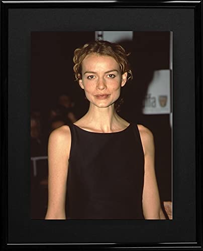 Gerahmtes Foto Safron Burrows 1 Cover