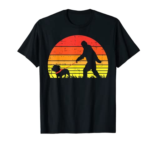 Bigfoot Sasquatch Pitbull Sunset Retro Dog Lover Owner Gift T-Shirt