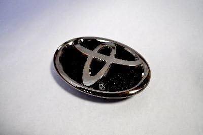 Amazon Ncp1系 ラクティス フロントトヨタマーク ブラックメッキエンブレム 純正 メッキ カラーメッキ セット 単品 車 車パーツ カーパーツ 高品質 エンブレム 車 バイク