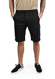Auch beim Kombinieren ist die Cargo-Bermuda ein Allround-Talent. Mal mit lässigem T-Shirt oder stylischem Hemd - es führt kein Weg an einer Cargo-Shorts vorbei.