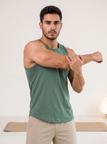 Image of CHKOKKO Men's Workout Gym T-Shirt Lightweight Sleeveless T-Shirt
