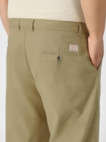Image of Urbano Plus Men's Loose Mid Rise Baggy Fit Solid Chino Trousers Non-Stretchable
