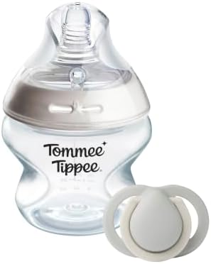 Tommee Tippee Natural Start Babyflasche (150 ml mit Besonders langsamer Durchfluss Sauger) und Schnuller für Neugeborene (0–2 Monate) Geschenkpaket