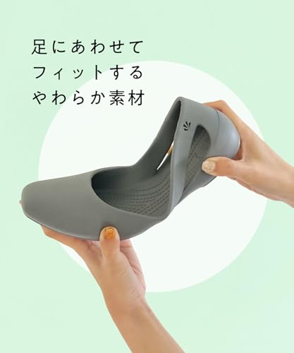 様々なシーンで活躍するパンプス