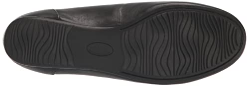 Image of SoftWalk Women's Shelby Loafer Flat Black