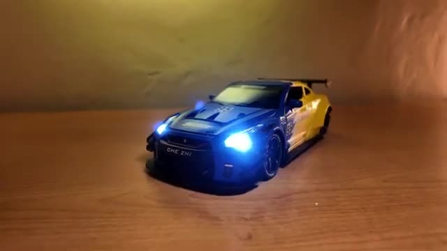 NISHCHAY 1:24 Scale Nissan Skyline GTR R34 Diecast Car | Alloy
