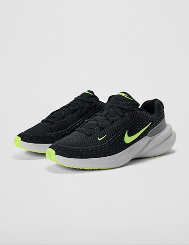 Image of Nike Men's Uplift SC Shoes