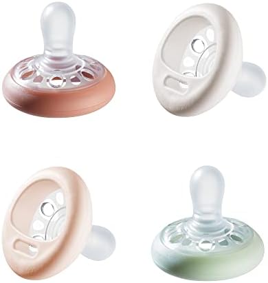 Tommee Tippee Breast-Like Soother, 0-6m, Pack of 4 Dummies, Skin-Like Texture, Symmetrical Orthodontic Design, BPA-Free