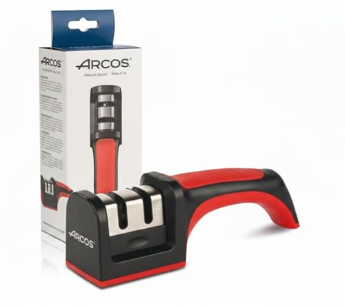 ARCOS Afilador Profesional con Mango Ergonómico de Uso Manual para Afilar y Pulir Cuchillos. Rodillos Cerámicos y de Carbono. Color Rojo y Negro