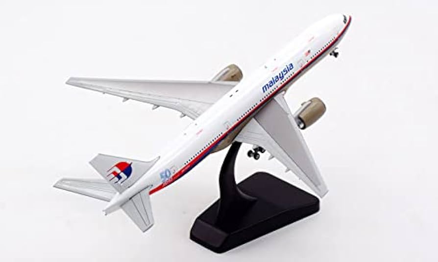 JC Wings 1/200 マレーシア航空 B777-200ER 9M-MRQ RARE)1:200 JC Wings* Malaysia Airlines B777-200ER 9M-MRQ