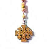jerusalem olive wood Ce collier est plus qu'un simple bijou, c'est une déclaration de foi et un rappel des croyances religieuses.