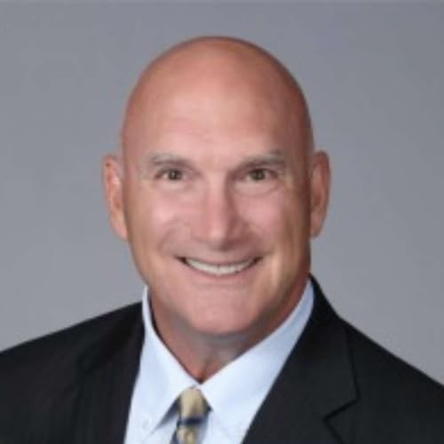 Former Patriot Nose Tackle (1987) #65 Tom Porell