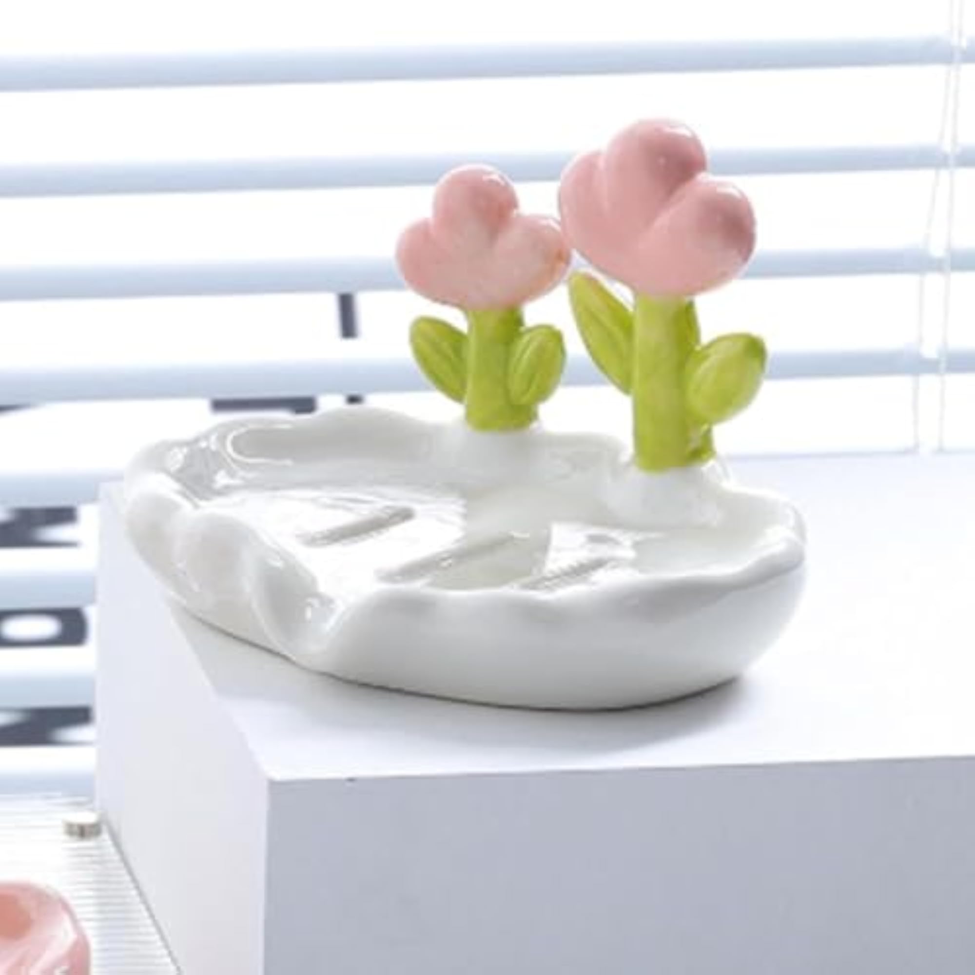 Stylish Ceramic Flower Soap Dish Container