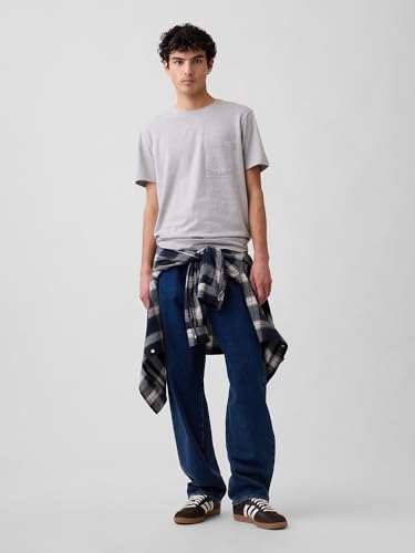 Image of GAP Men's Everyday Soft Crewneck Pocket Tee