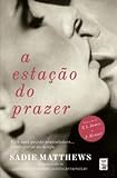 Uma história emocionante e apaixonada capaz de provar que o amor consegue vencer todas as barreiras e diluir as diferenças. Tudo o que Summer Hammond sempre quis foi viver com amor e segurança. Agora ela sente-se terrivelmente só. As irmãs Freya e Flora vivem inebriadas com os seus romances recentes e o pai que perdeu a paciência para os devaneios das filhas cortou-lhes em definitivo o apoio financeiro.|Consumida por um forte sentimento de rejeição Summer viaja para Los Angeles onde conhece Jack Fuoco um italo-americano belo e cativante. A atração entre ambos é imediata e quando Jack convida Summer para uma saída a dois ela aceita sem hesitar.|Rapidamente o encontro passa de romântico a assustador quando para seu desespero Summer percebe que foi raptada. As motivações de Jack nada têm a ver com dinheiro e Summer vai descobrir aquilo que o seu raptor esconde ao mesmo tempo que a intensidade da atração entre ambos chega a níveis impossíveis de controlar.|«Sadie Matthews tem um estilo de escrita simples e adorável que faz a história fluir facilmente entre os altos e baixos das relações amorosas. Então sentimos que fazemos realmente parte daquele mundo.»|Handwrittengirl|Sadie Matthews é autora de vários romances e escreve sob diferentes pseudónimos. Casada e a viver em Londres tornou-se muito conhecida depois da sua trilogia|After Dark| da qual em Portugal já foram publicados|O Abraço da Noite|e|Os Segredos da Noite|.|A sua vida pessoal está envolta num grande mistério uma vez que por evitar qualquer tipo de exposição muito pouco se sabe a seu respeito. Os seus livros porém têm tido um êxito estrondoso na exploração do lado mais íntimo e sensual das relações humanas.