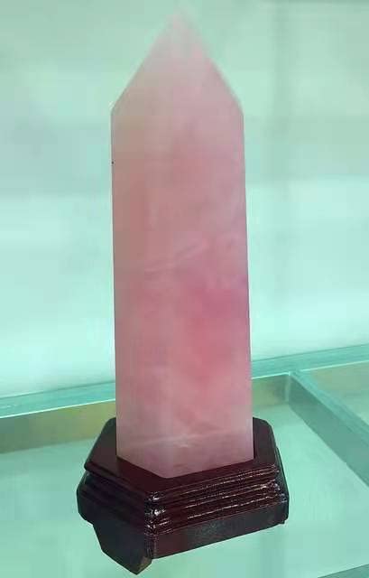 BUSOTH Natural Crystal Rough Crystals Stones 4.2KG-5KG Natural Large Crystal Point Bigger Size Rose Quartz Tower for Decoration 1PC