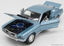 Miniatura 6 de Maisto 118 Escala Azul Metálico 1968 Ford Mustang GT Cobra Jet