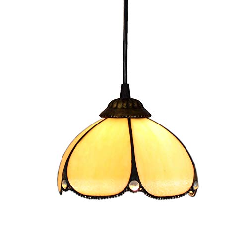 Lustre Tiffany orange pour sublimer l'ambiance de votre bar