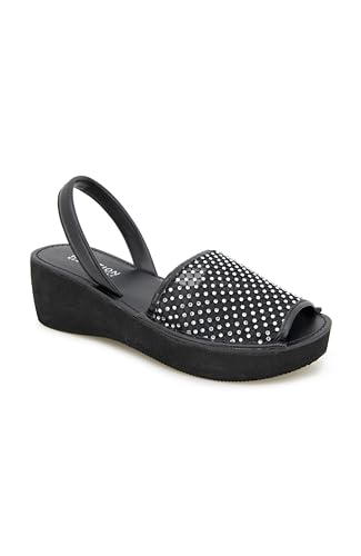 Kenneth Cole Reaction Women's Fine Glass Sandal, Black Crystal Mesh, 5