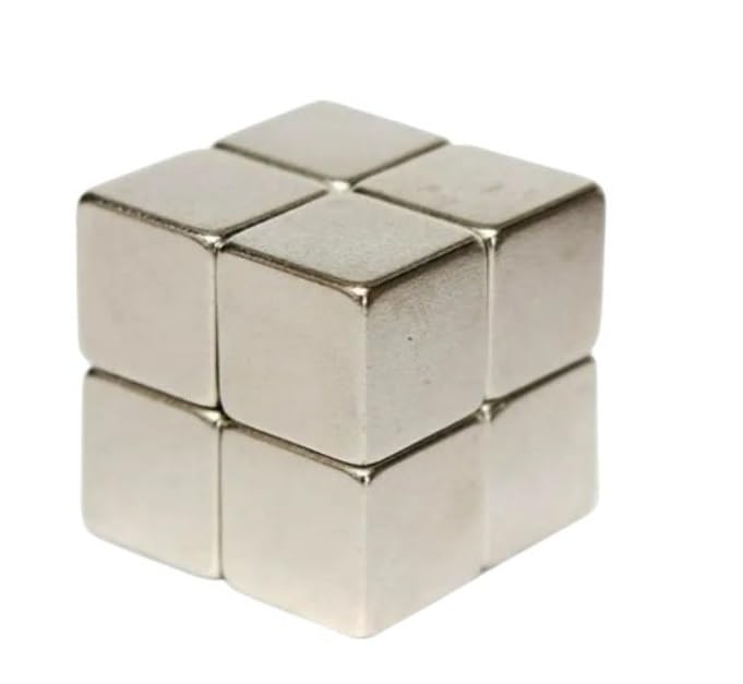 新品　未開封　MAG CUBE シルバー　ブルー　磁石 開封レビュー】GAN13 Maglev 〜エッジの脚に磁石が！〜 - YouTube