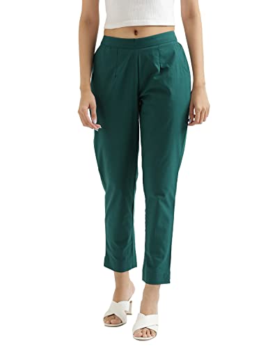 Pantalon en coton extensible stretch femme pour aller travailler confortablement en coupe slim