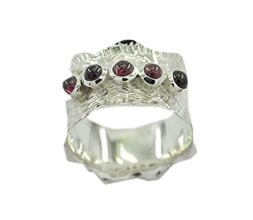 Bague en argent avec grenat rouge naturel pour sublimer vos tenues de soirée