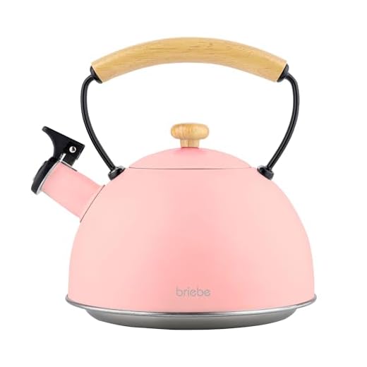 briebe Retro Tetera Inducción Silbante 2,3L, Infusiones, Hervidor de Agua Acero Inoxidable, Todo Tipo de Cocinas, Vitrocerámica, Gas, Mango Madera Tacto Frío, Diseño Vintage, Tea Pot, Rosa Pastel