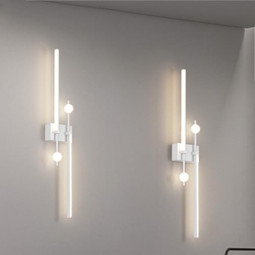 Aplique de pared moderno LED para dormitorio crea un ambiente de lectura relajante en blanco