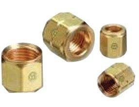 Western Enterprises 312-WD2119 Oxy Nut - Nipple CGA540, 62-63 - Package Per 2