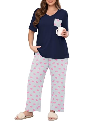 AusLook Plus Women Pajamas Set 2 Piece Lounge Sets Short Sleeve Top and Full Length Pant Chest Pocket Matching Maternity Christmas Print Pink Lipstick 2X Pjs Loungewear Sleepwear