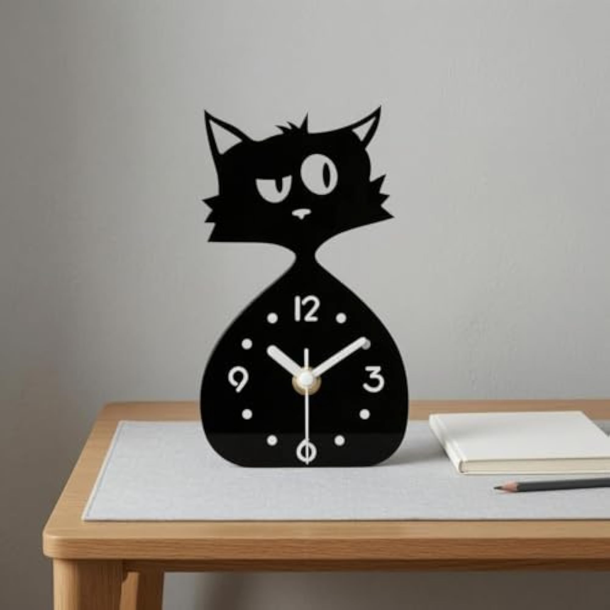 Black Feline-Shaped Timepiece, Glossy Finish