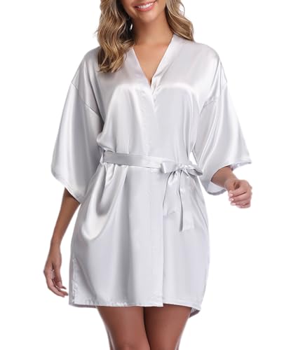 Le kimono femme en satin pour noces de coton