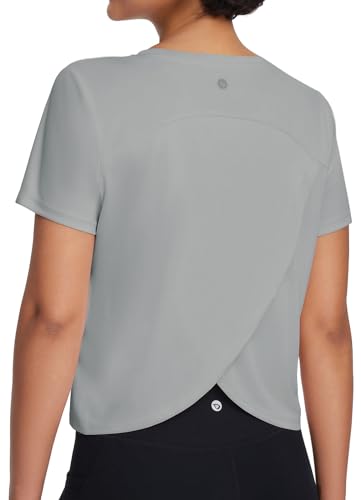 La Mejor Lista de Camisetas y camisas deportivas para Mujer del mes. 43 Baleaf - Camisetas deportivas para mujer, manga corta, espalda dividida, para correr, gimnasio, secado rápido, protección solar UPF 50+, Gris, M