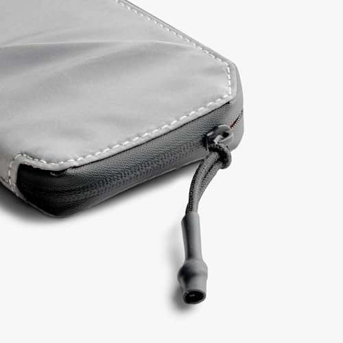 Image of DailyObjects Light Grey Pulse Card Wallet