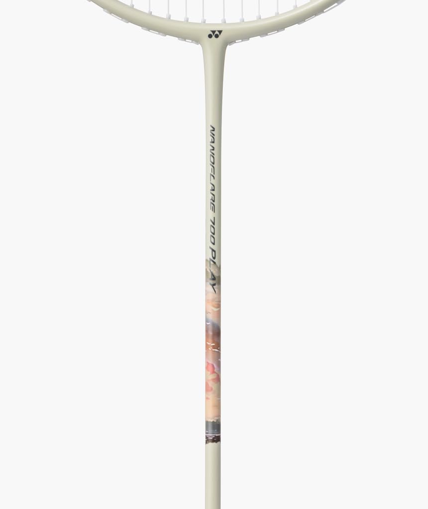 YONEX Nanoflare 700 Play Limited Edition 2026 - Racchetta da badminton Light beige con corda – Racchetta leggera con sistema Sonic Flare, grande Sweet Spot, ideale per principianti e avanzati