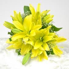 Classic Yellow Asiatic Lily Bridesmaid Bouquet #TOP27